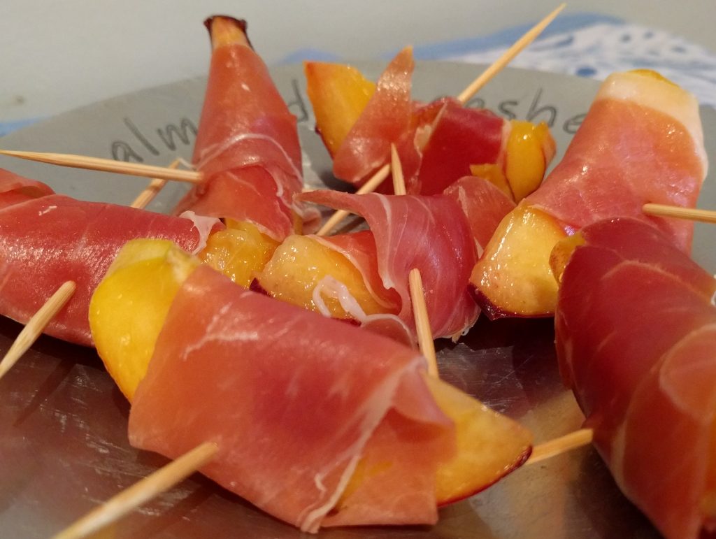 Ham And Peach Nibbles