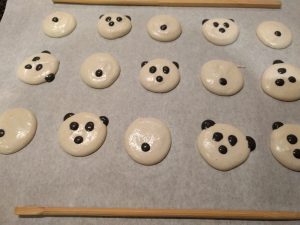 Panda Macaron - Step 5