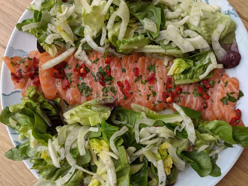 Salmon ceviche with fennel salad